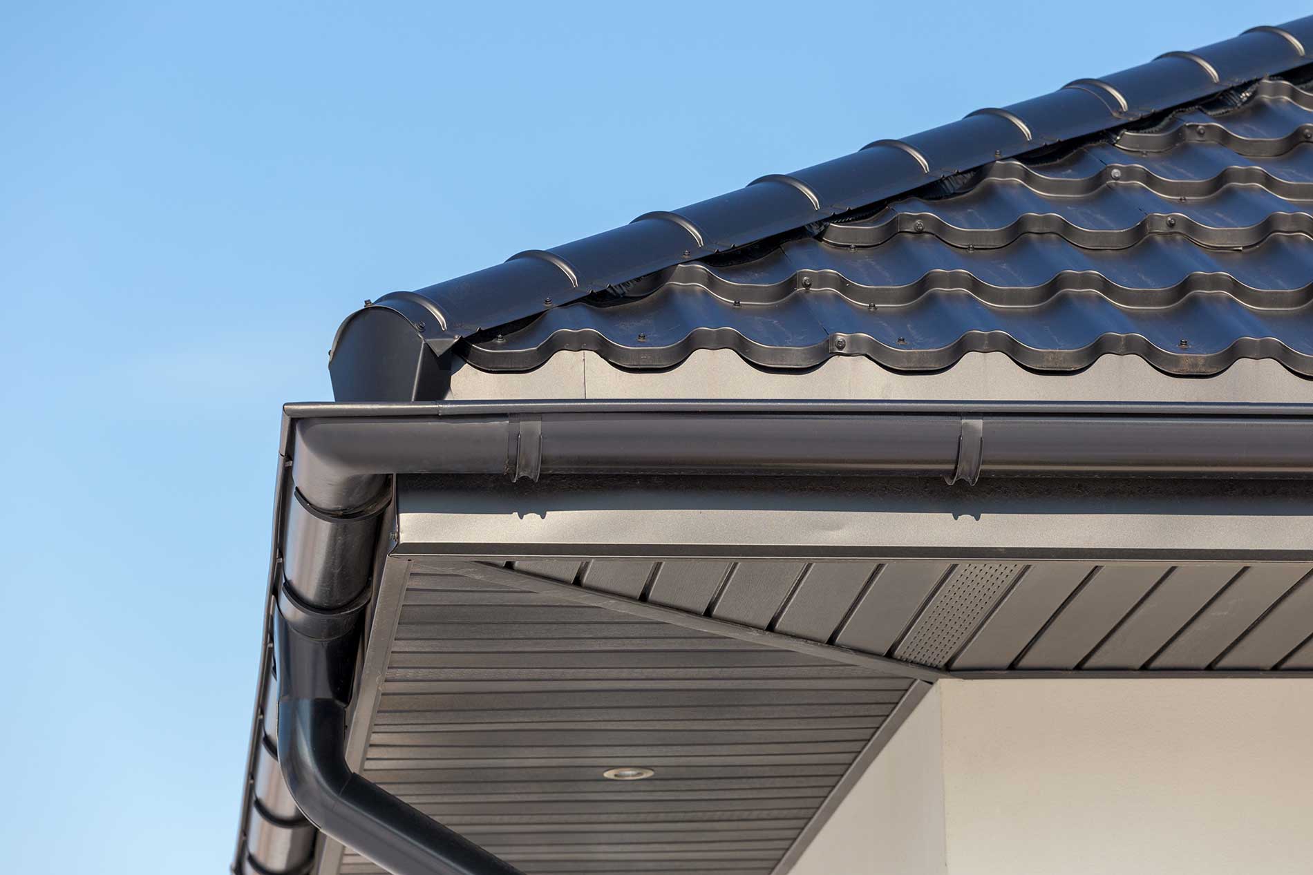 Zinc Gutters for Metal Roofs